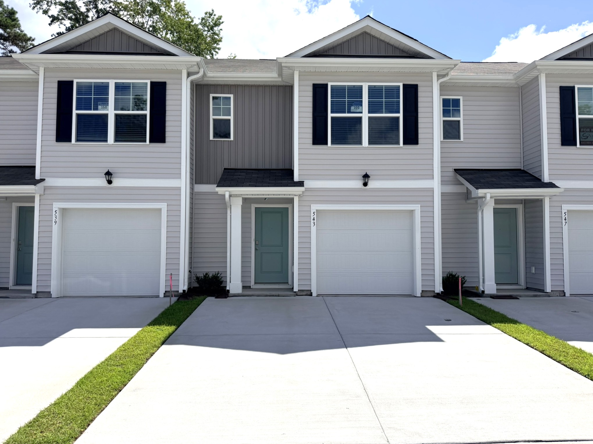 543 Gemstone Boulevard