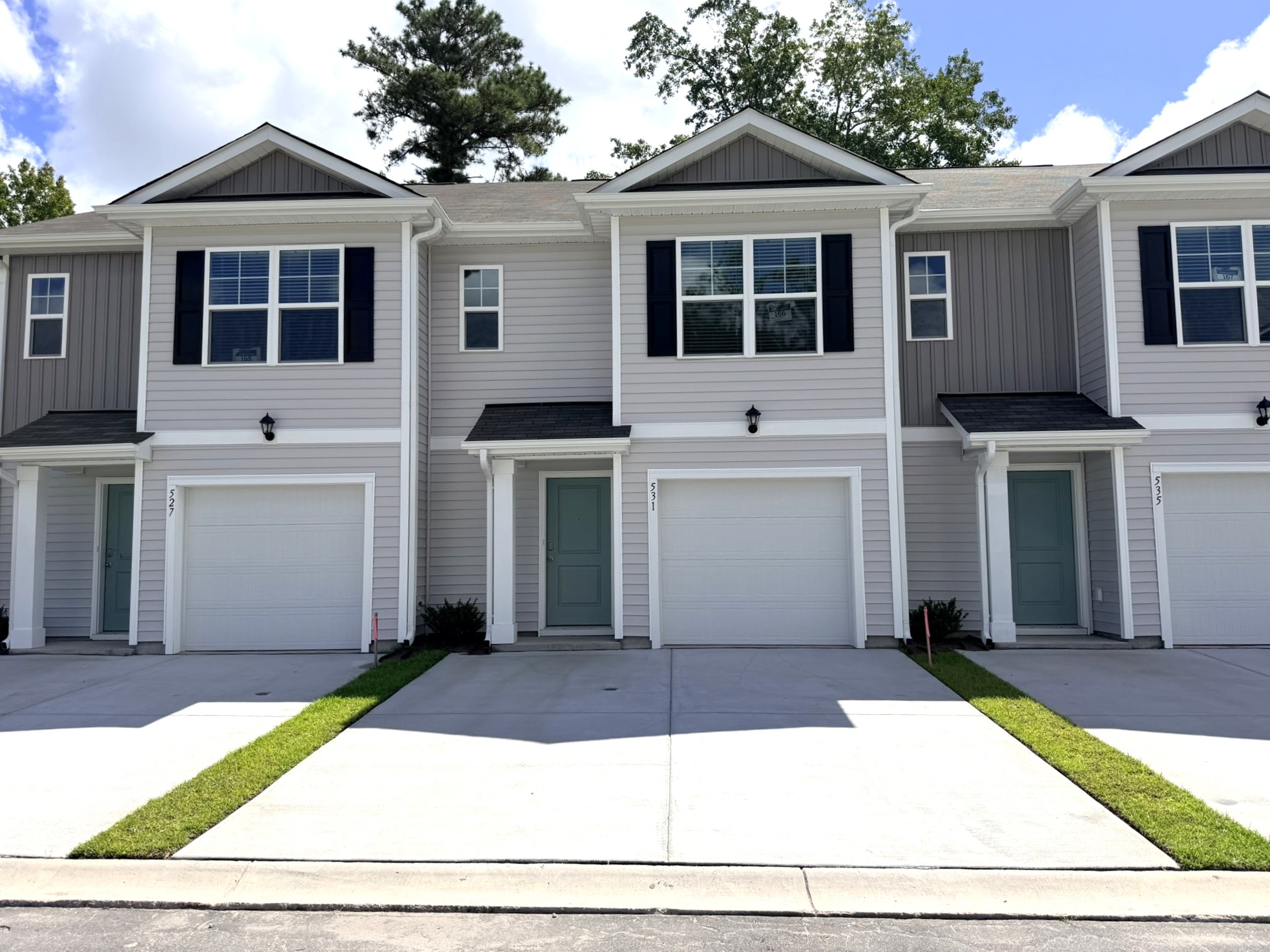 531 Gemstone Boulevard